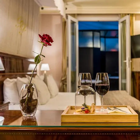Melia Recoleta Plaza Hotel Buenos Aires Exterior foto A room at the hotel