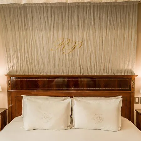 Melia Recoleta Plaza Hotel Buenos Aires Exterior foto A bedroom at the hotel