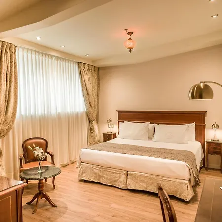 Melia Recoleta Plaza Hotel Buenos Aires Exterior foto A room at the hotel
